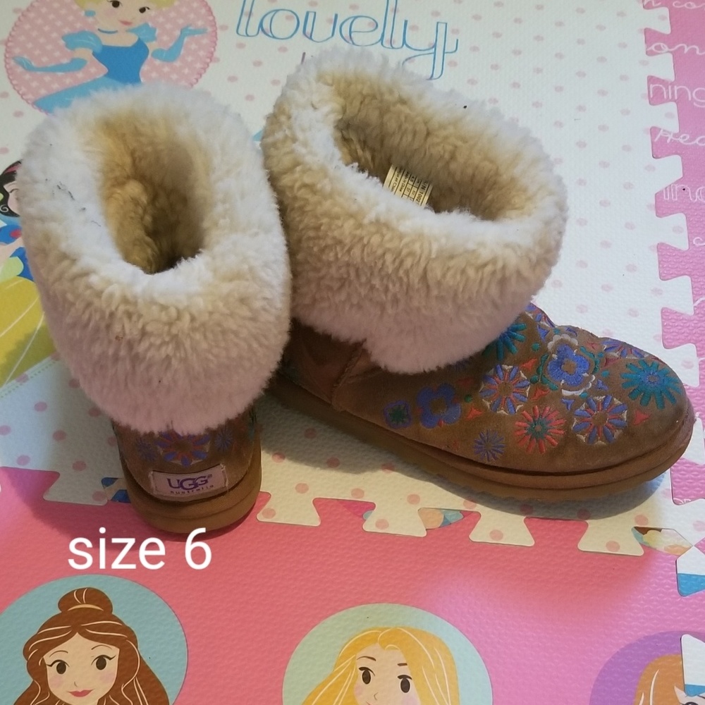 Uggs size 6